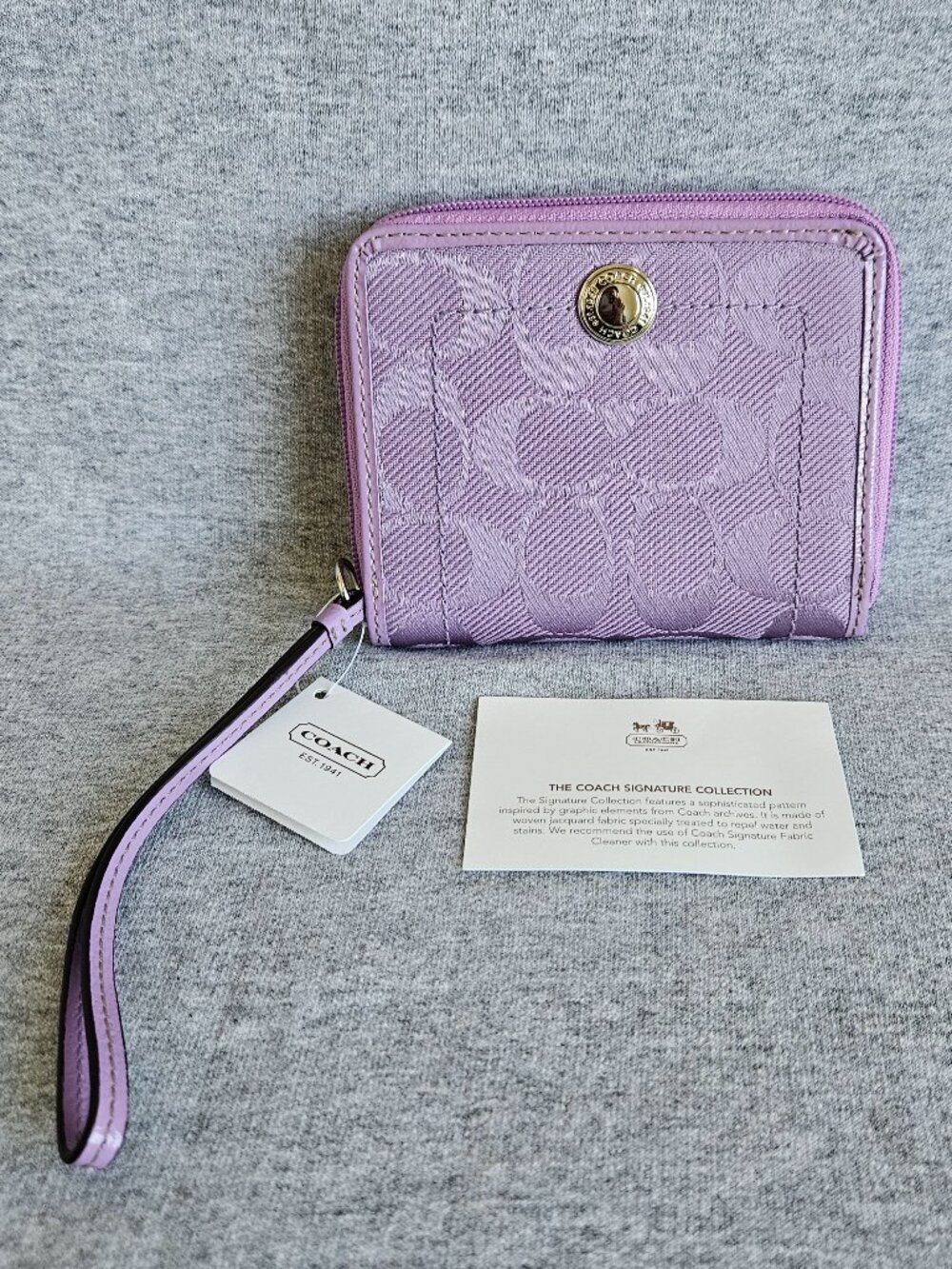 Coach Y2K Vintage Signature Wristlet  Wallet Purple Silver Hardware NWT Lilac